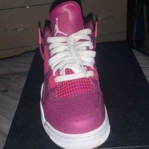 Air jordan 4 true berry valentines